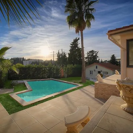 Frgk Contemporaine Independant Piscine, Calme Vue Degagee